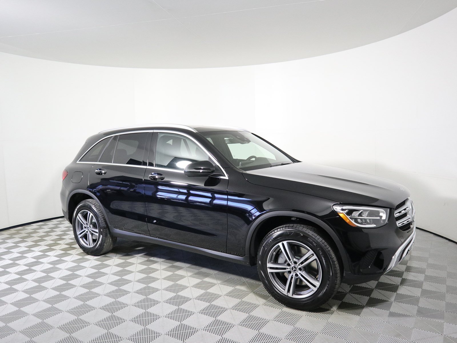 Certified Pre Owned 2020 Mercedes Benz Glc 300 Awd 4matic